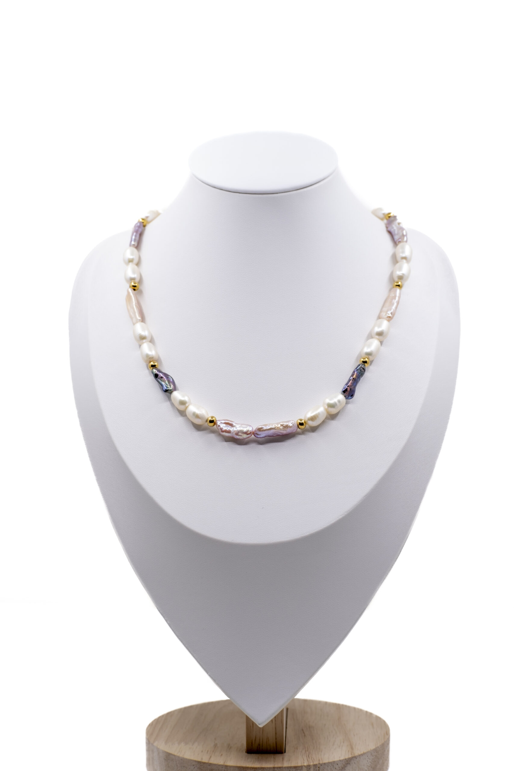 COLLIER DIANA